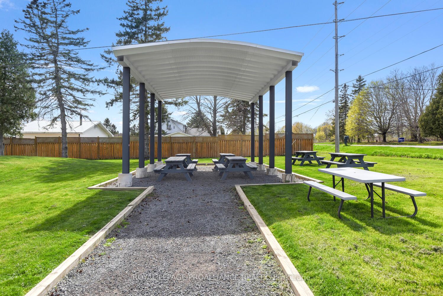 12 Riverview Crescent Property Photo 5