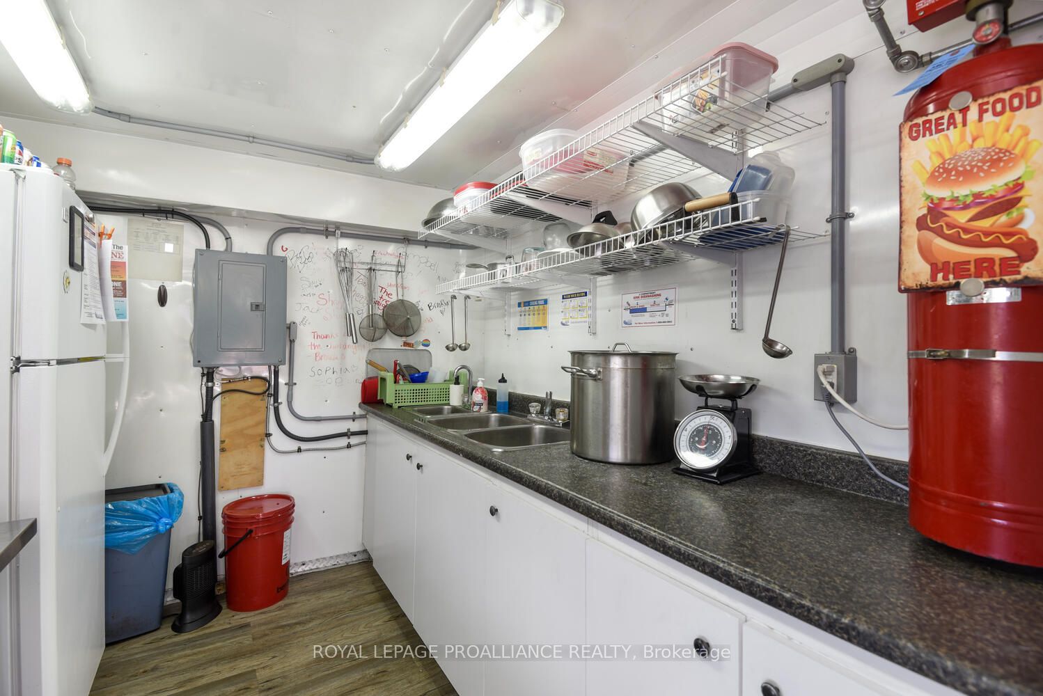 12 Riverview Crescent Property Photo 9