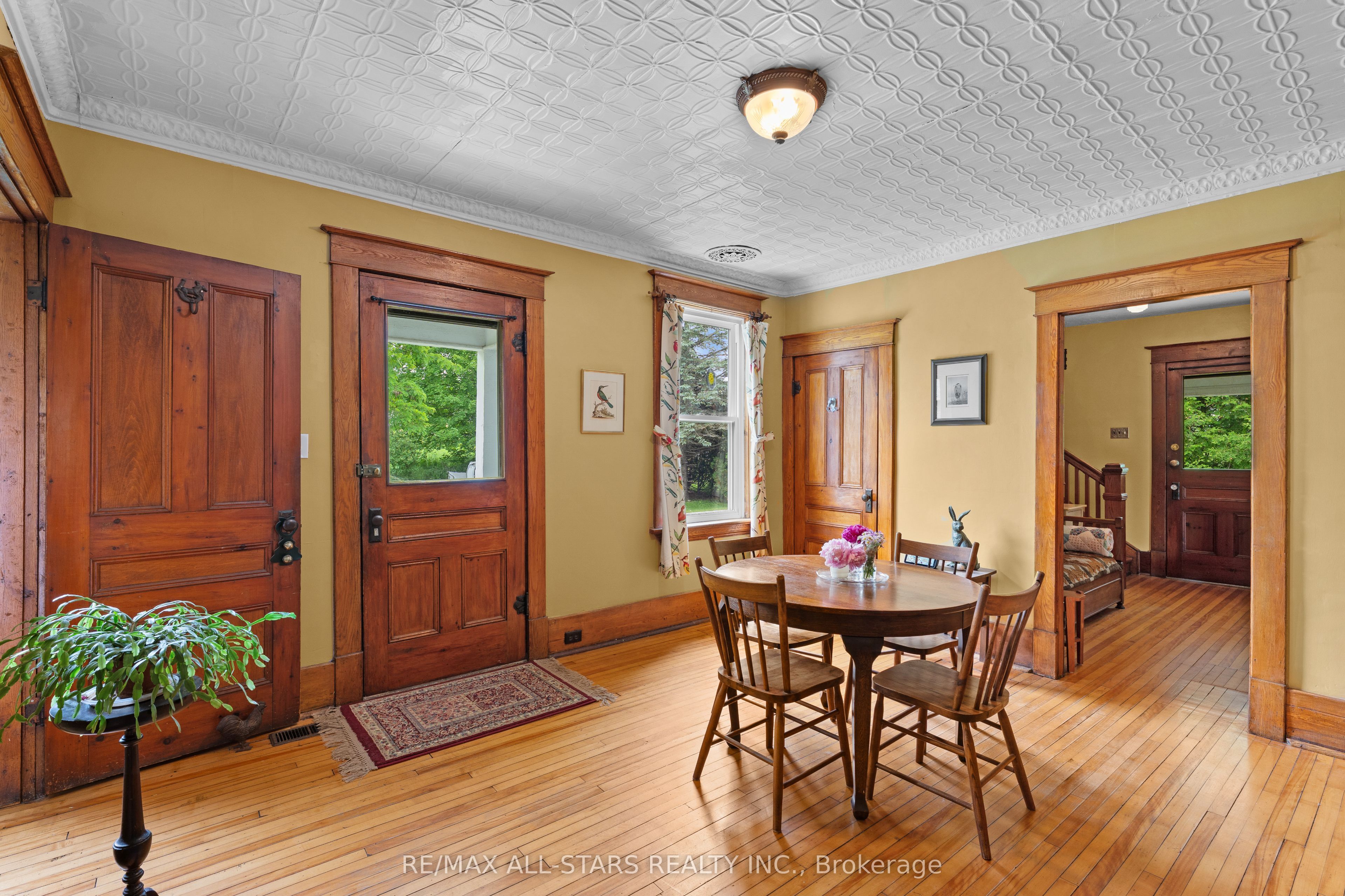 412 Cooper Road Property Photo 8