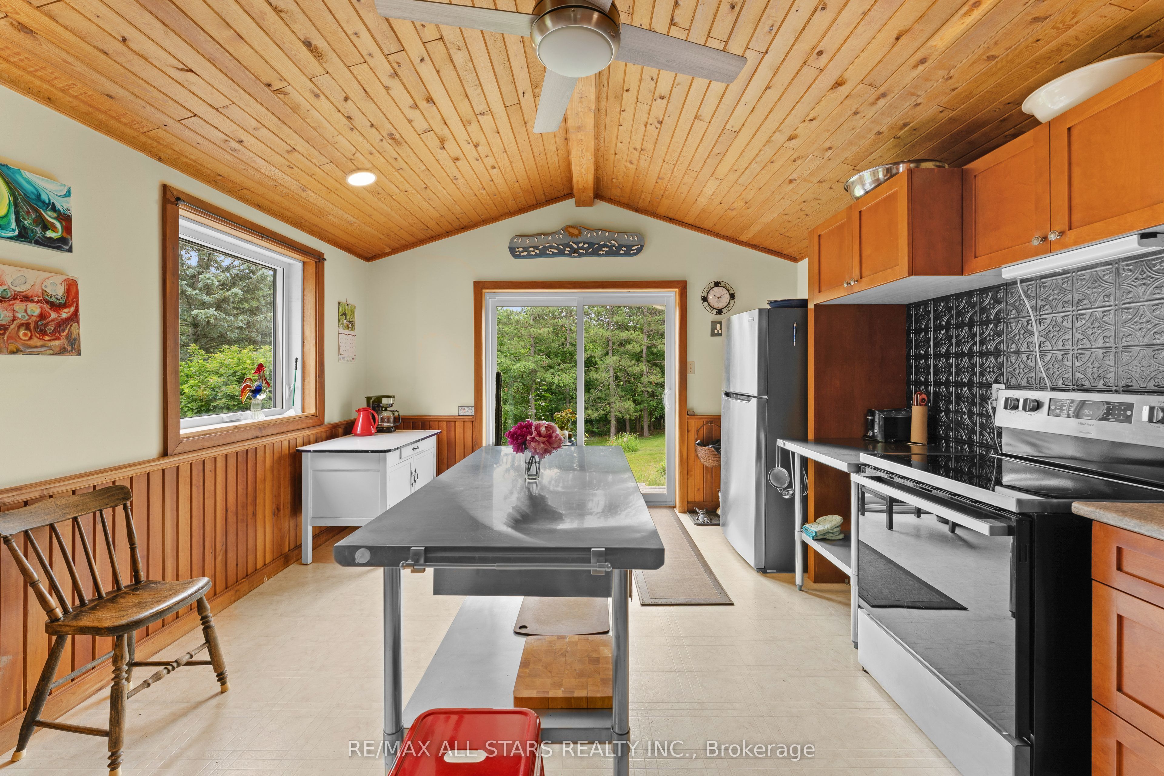 412 Cooper Road Property Photo 12