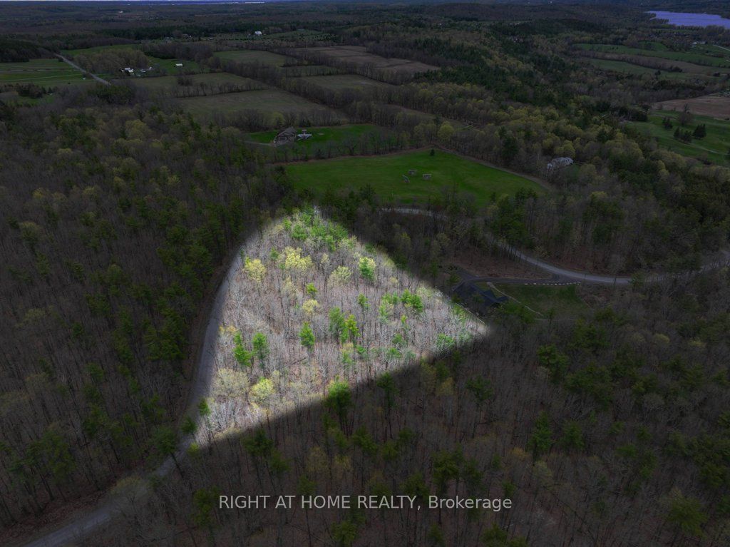 262 Golf Course Road W Property Photo 2