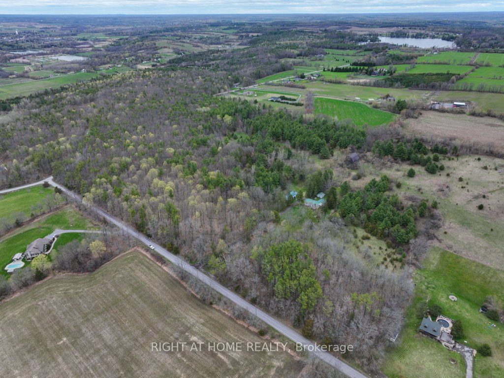 262 Golf Course Road W Property Photo 6