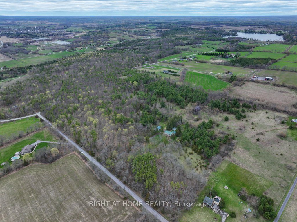 262 Golf Course Road W Property Photo 7
