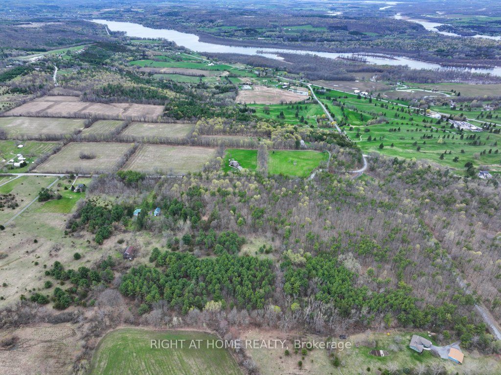262 Golf Course Road W Property Photo 20