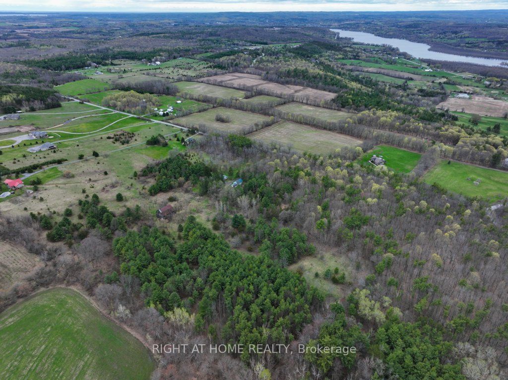 262 Golf Course Road W Property Photo 21