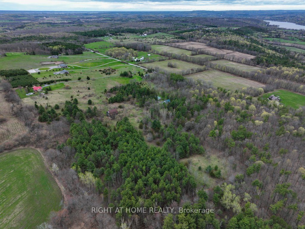 262 Golf Course Road W Property Photo 22