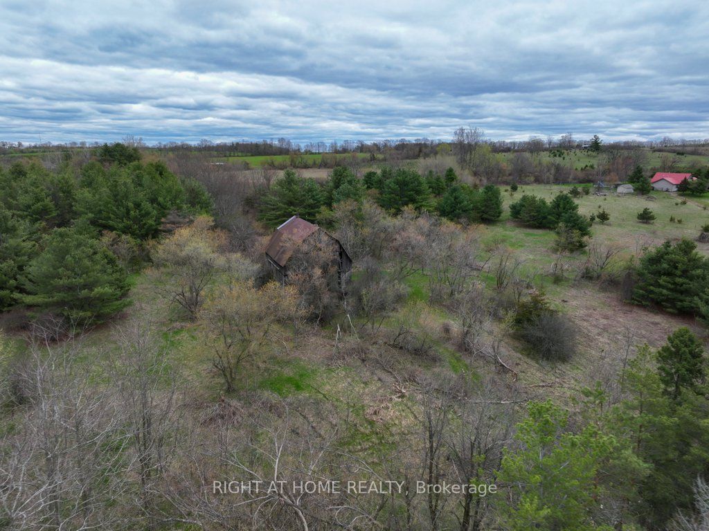 262 Golf Course Road W Property Photo 23