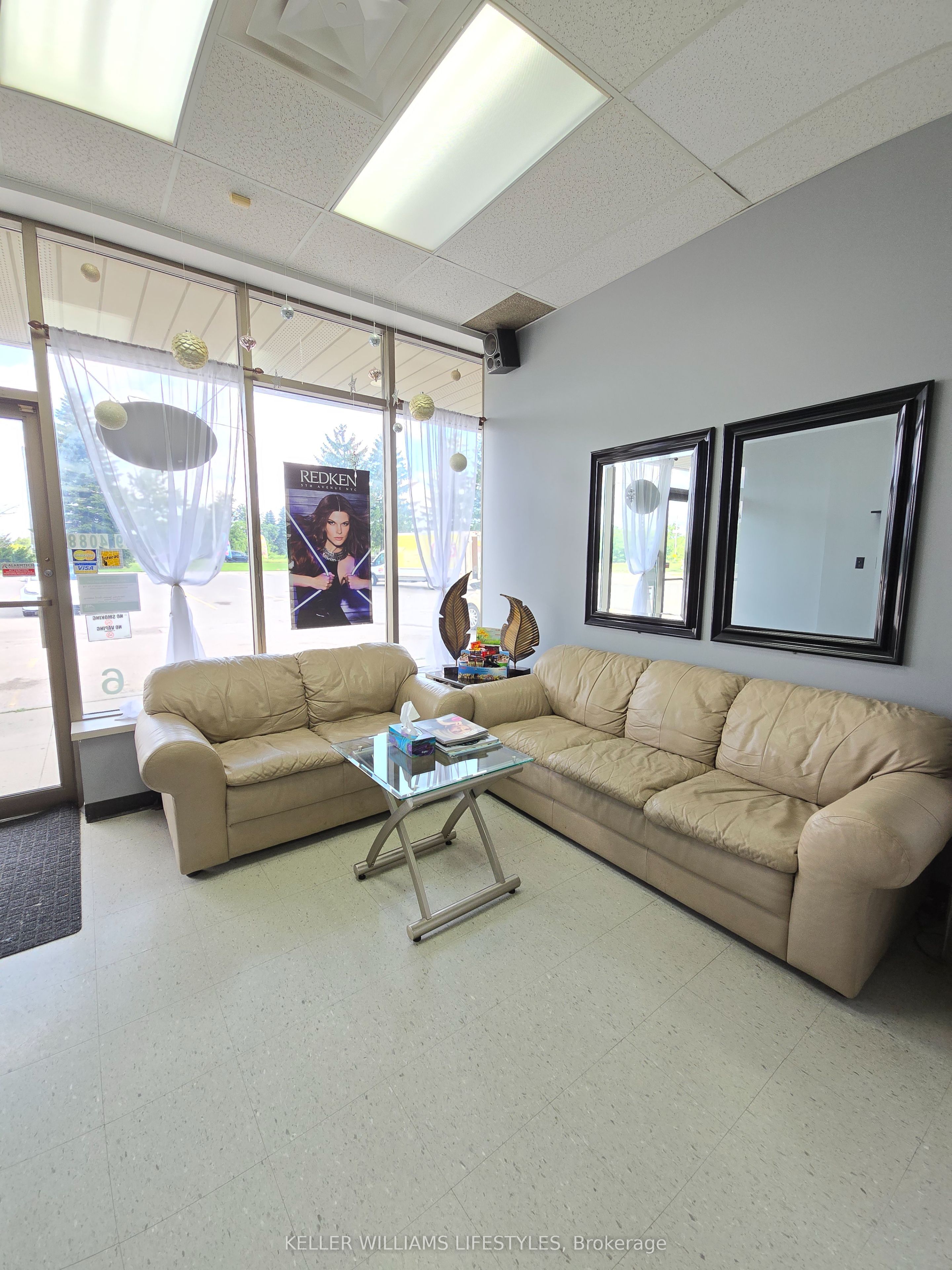 2030 Meadowgate Boulevard Property Photo 3