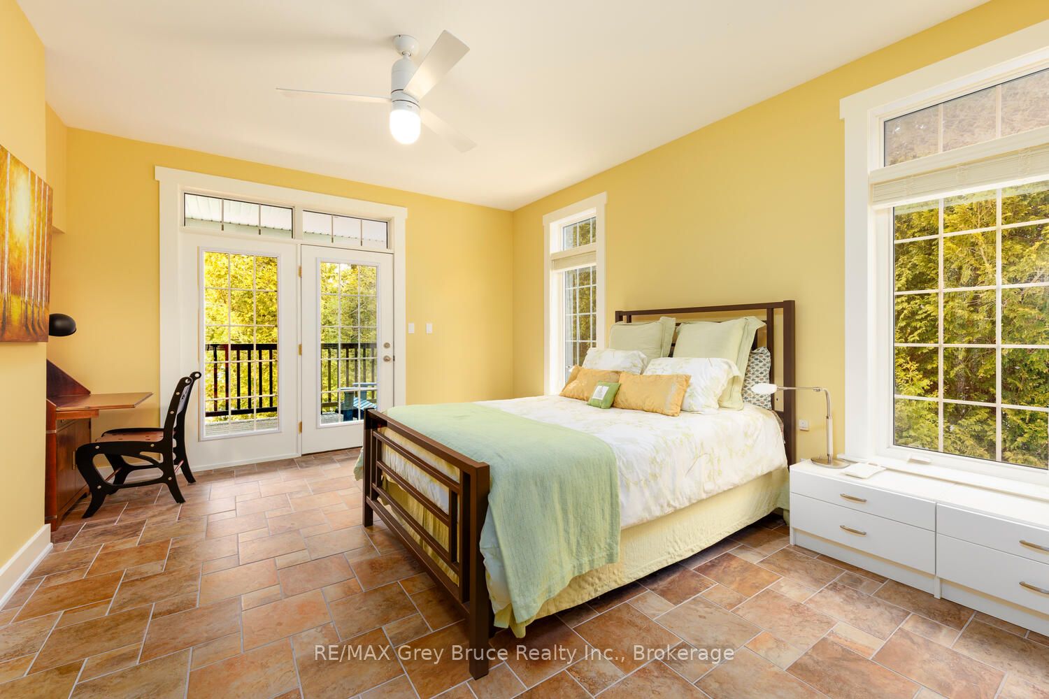 90 Greenough Point Road Property Photo 15