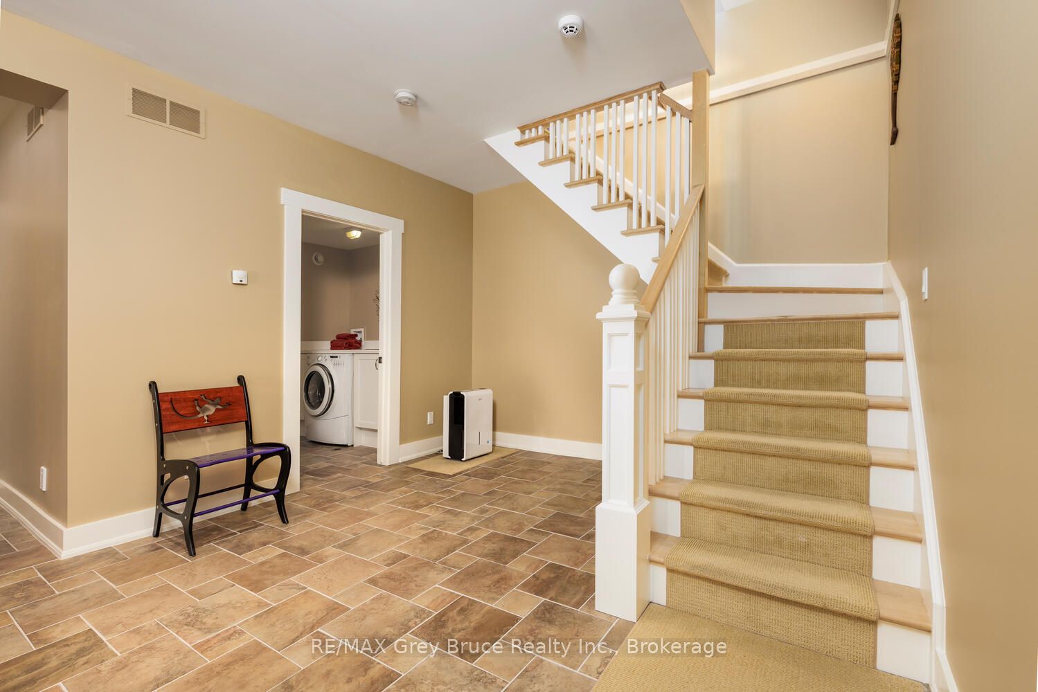 90 Greenough Point Road Property Photo 28