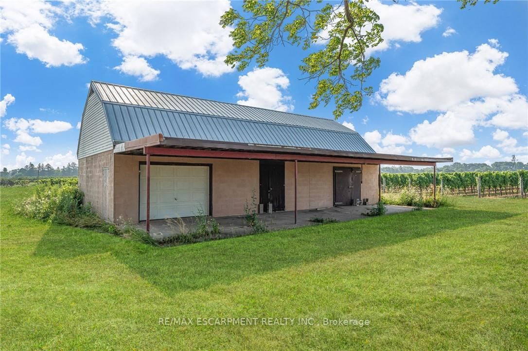 3503 Lakeshore Road Property Photo 33