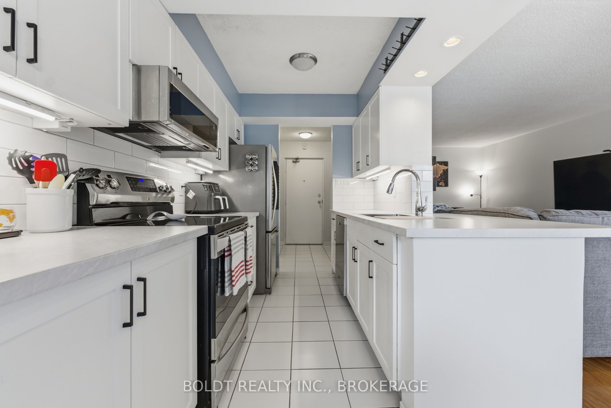 10 Ajax Street 202 Property Photo 6