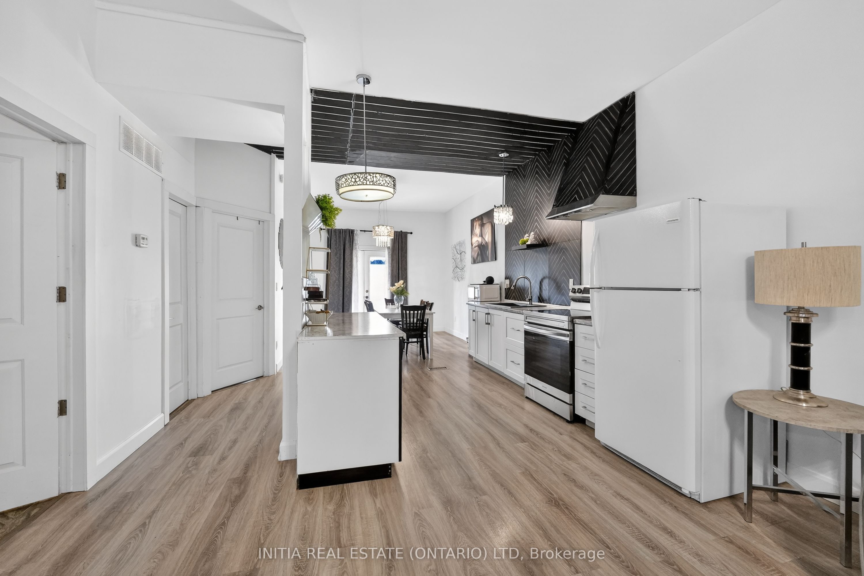3911 Warehouse Street Property Photo 3