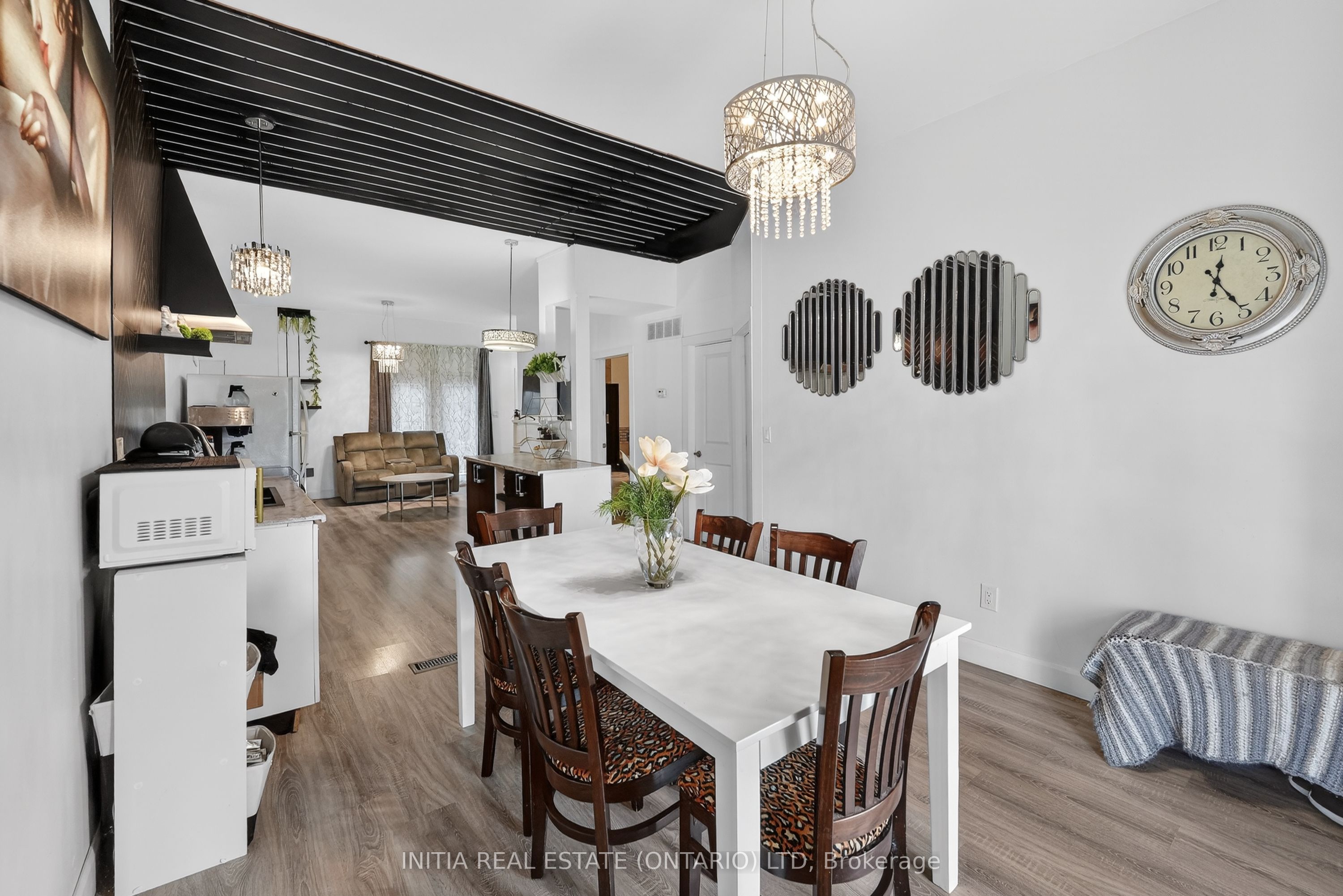 3911 Warehouse Street Property Photo 8
