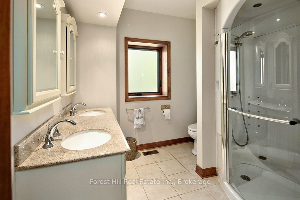 222 Plantt's Point Road Property Photo 14