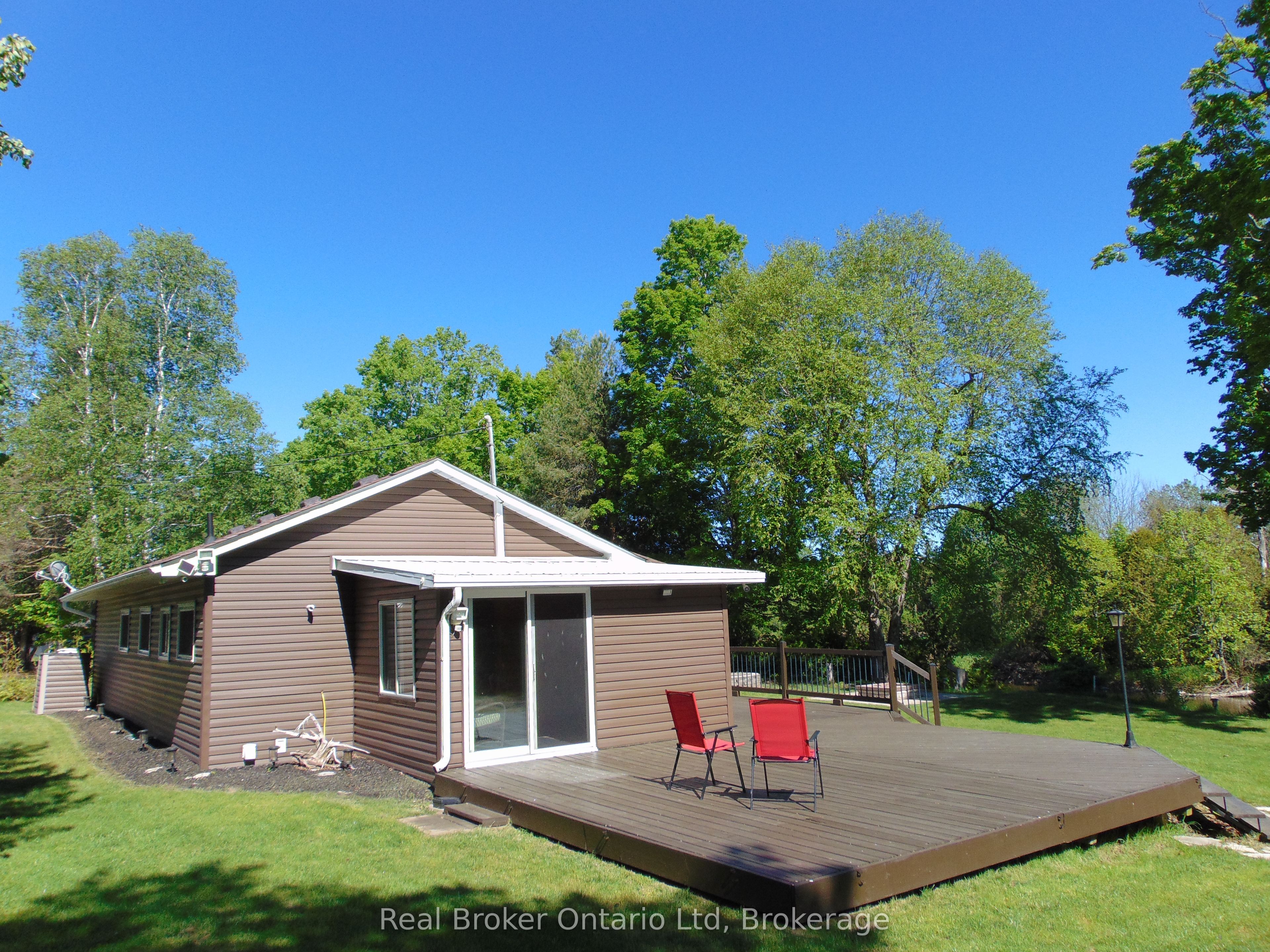 16 Twin River Drive N Property Photo 29