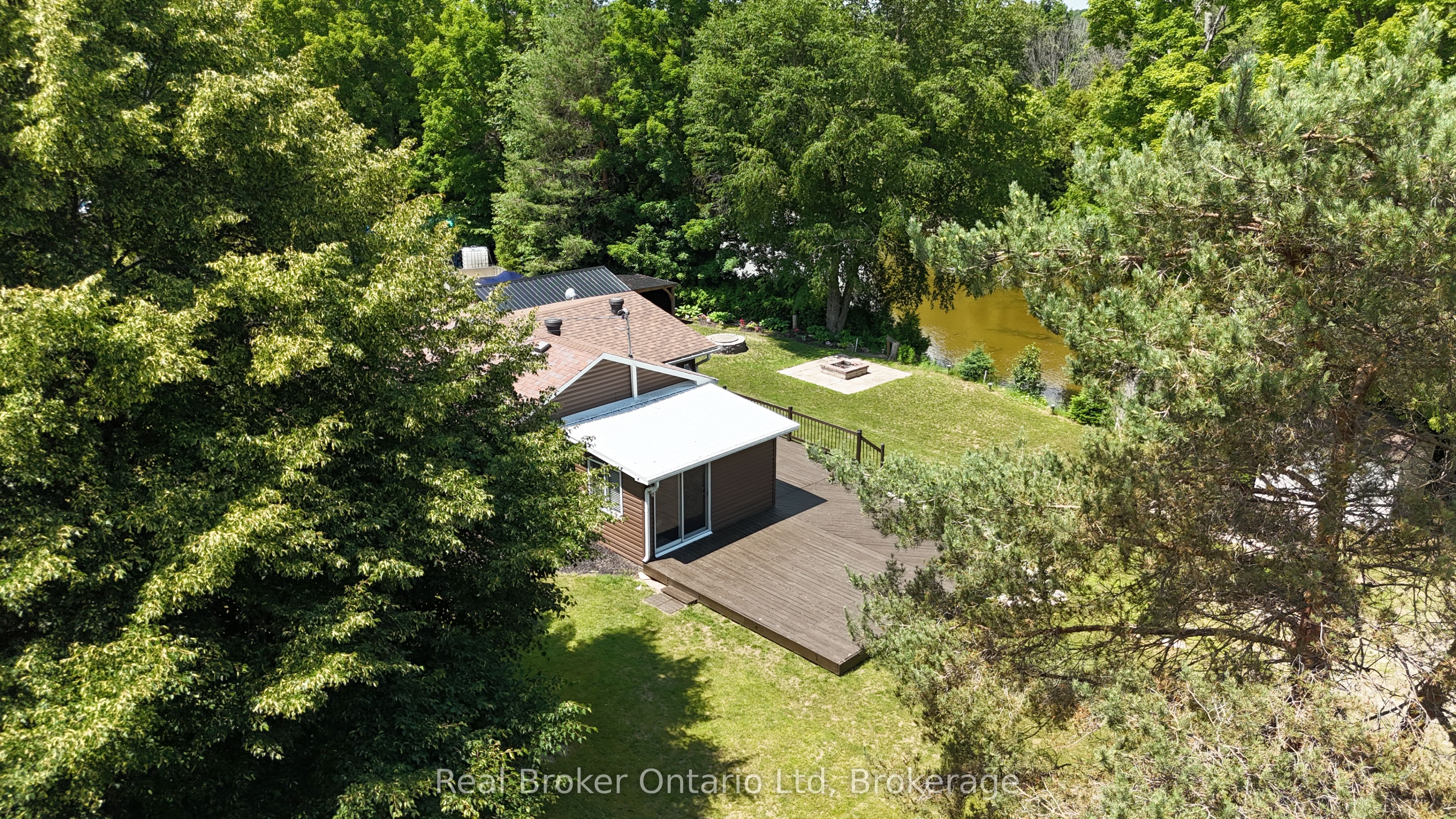 16 Twin River Drive N Property Photo 40