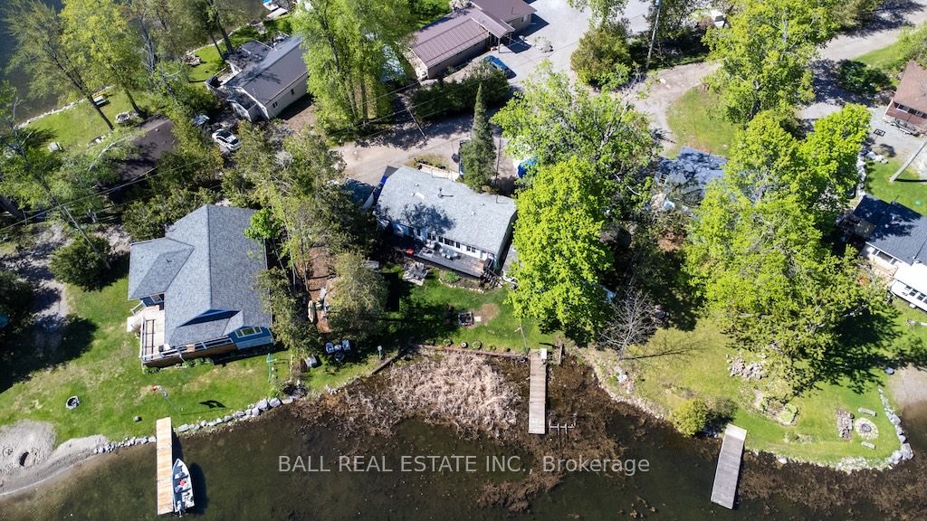 175 Rollies Point Road E Property Photo 6