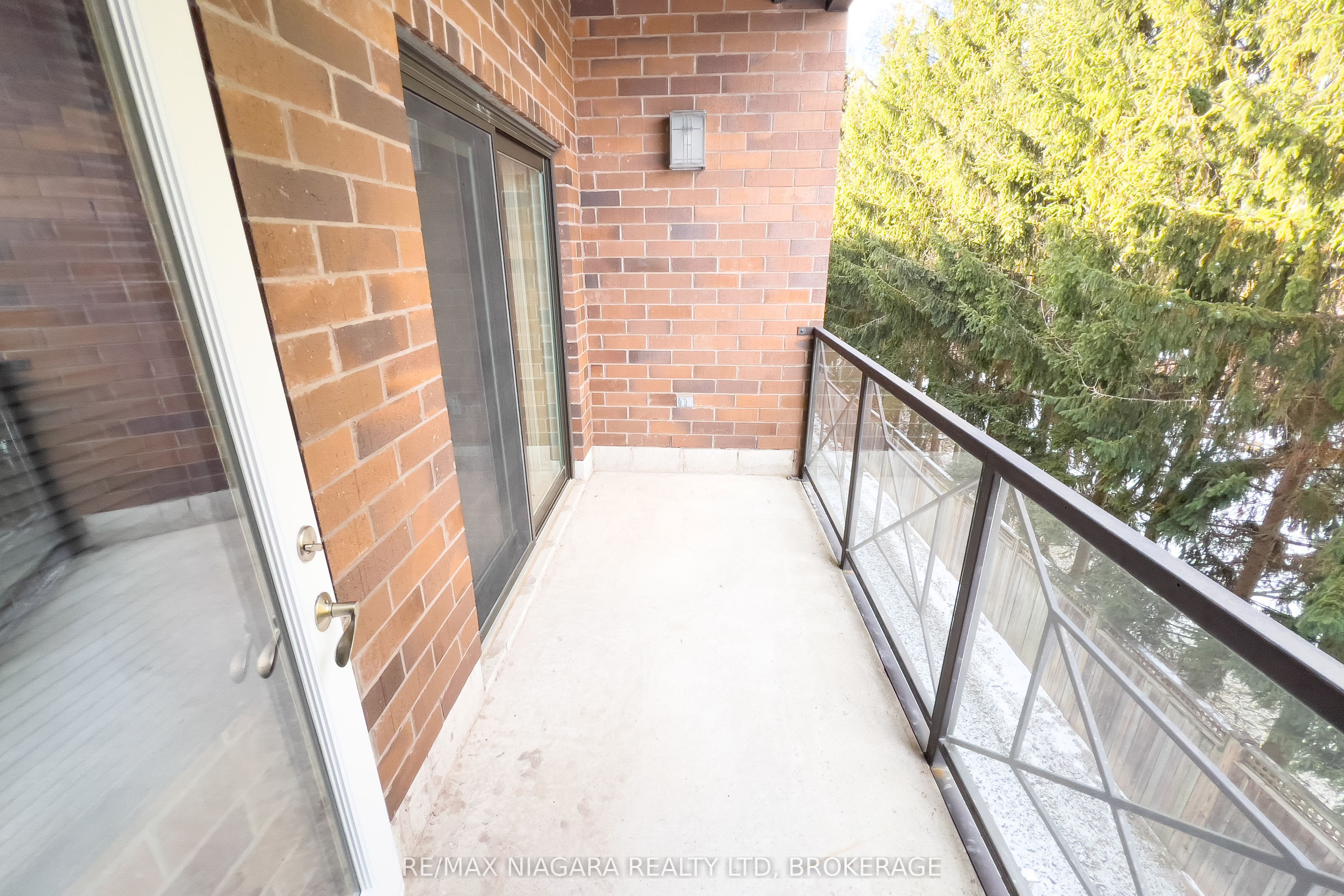 2799 St. Paul Avenue 306 Property Photo 16
