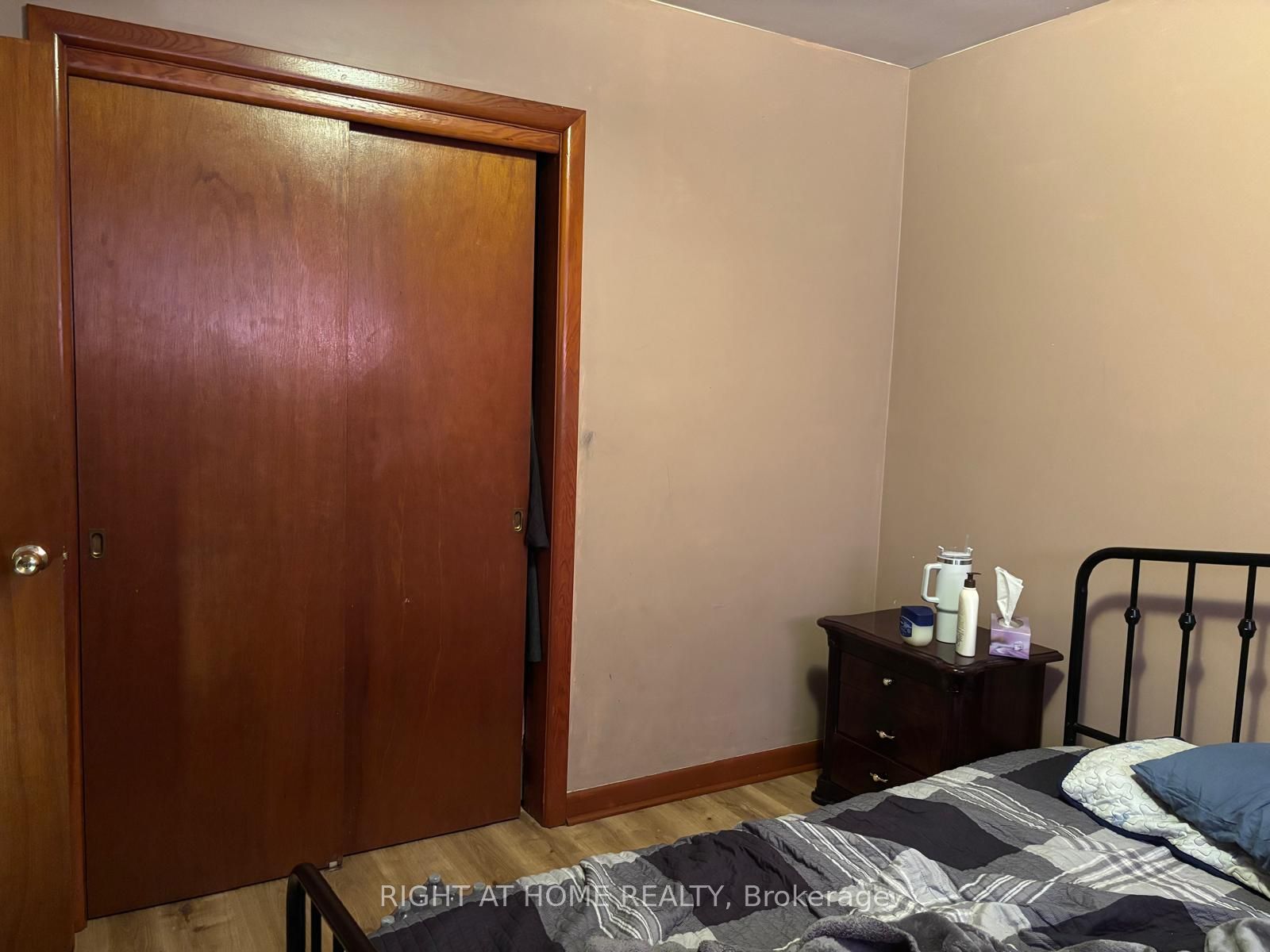 1224 Dunsmure Road Property Photo 10
