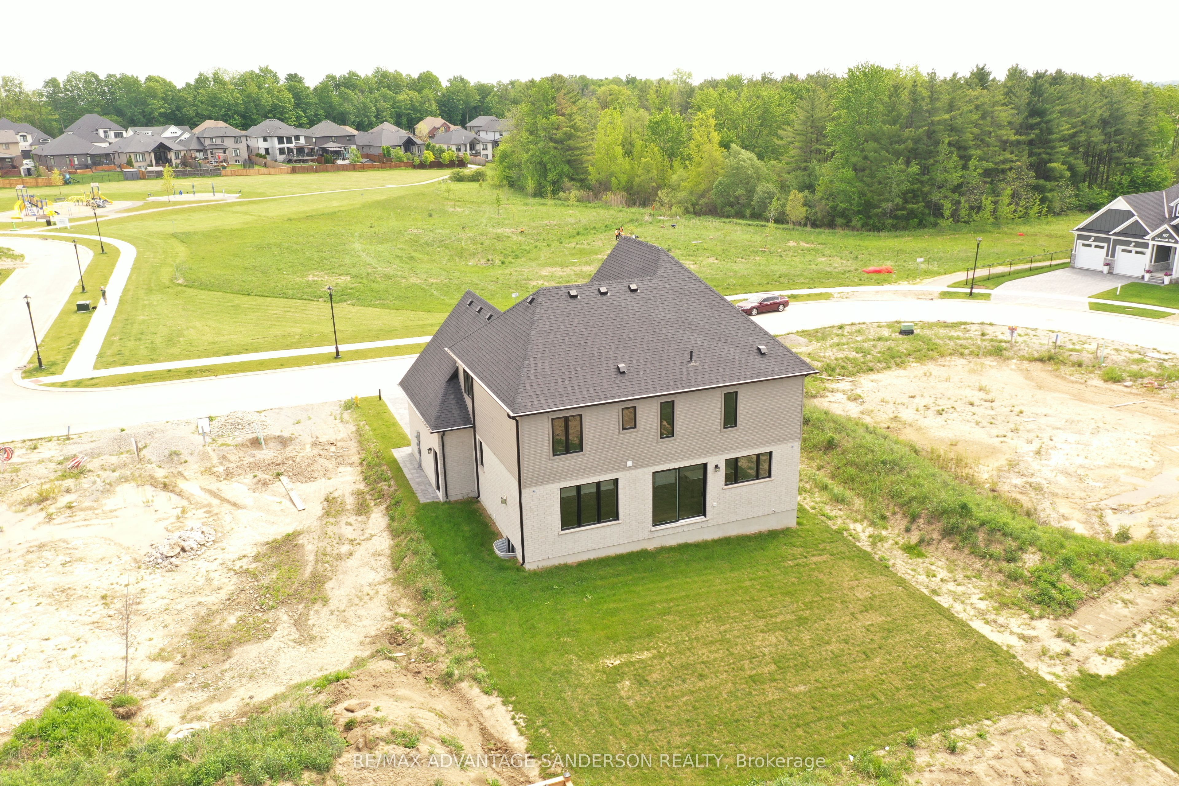 174 Timberwalk Trail Property Photo 3