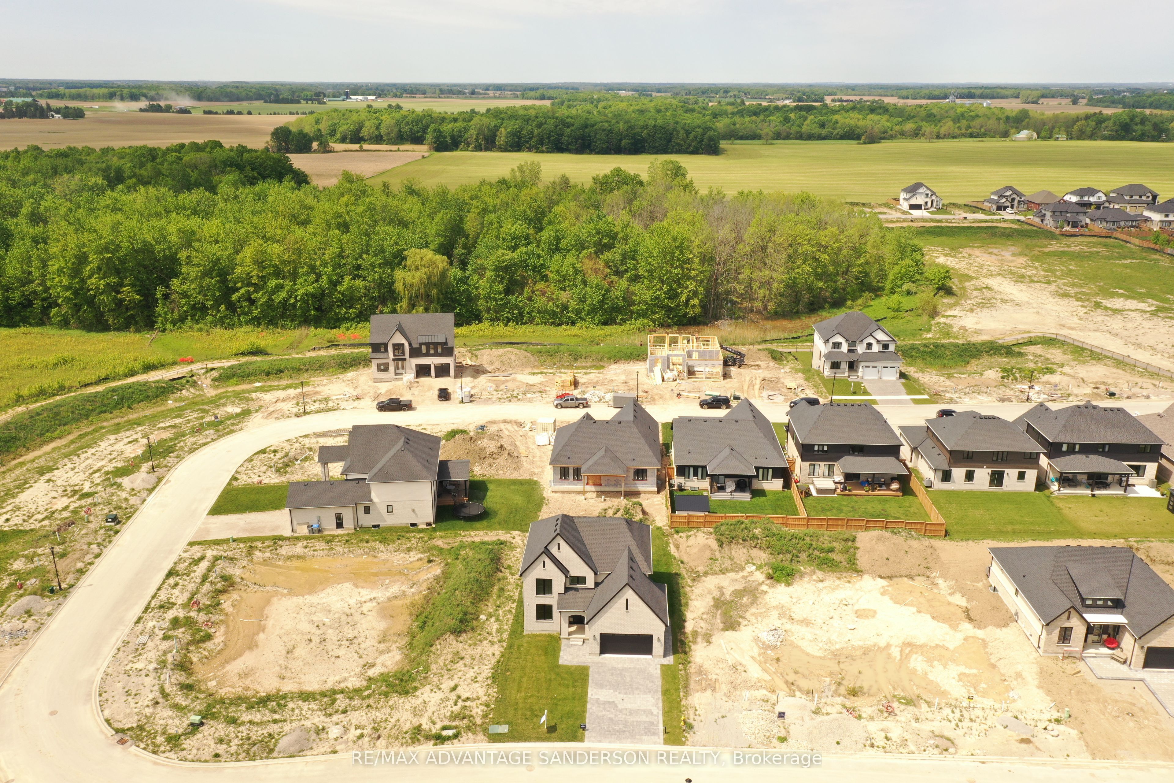 174 Timberwalk Trail Property Photo 4