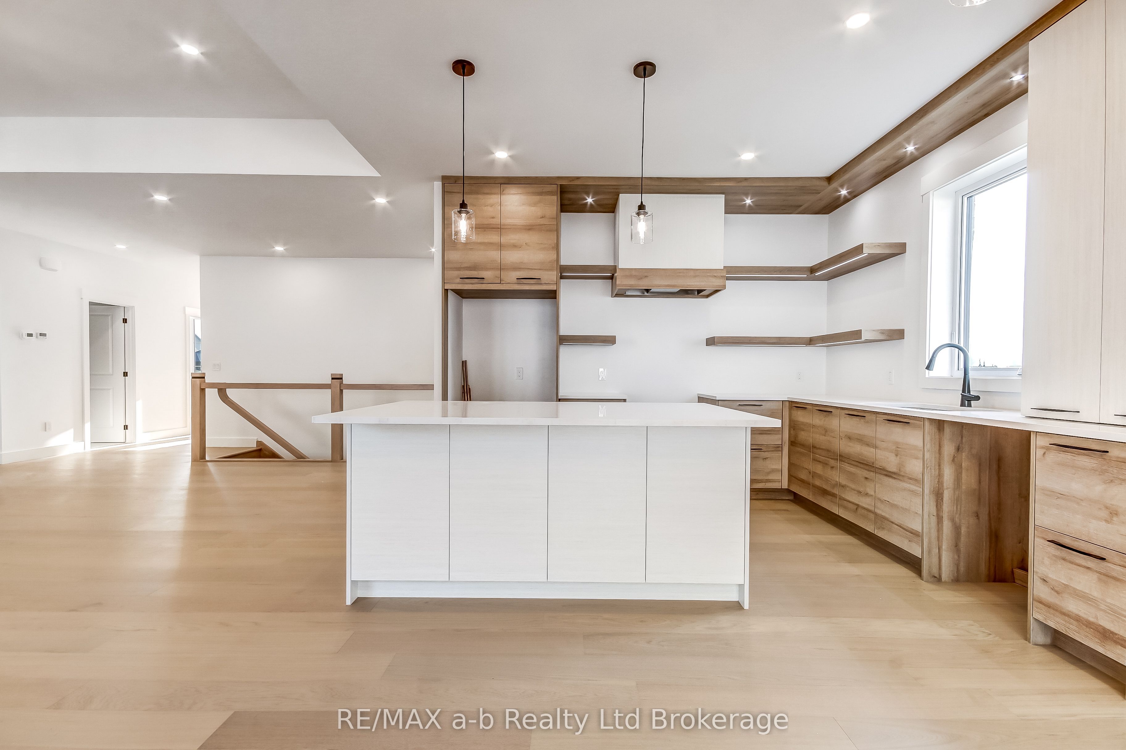 74 Herb Street Property Photo 16