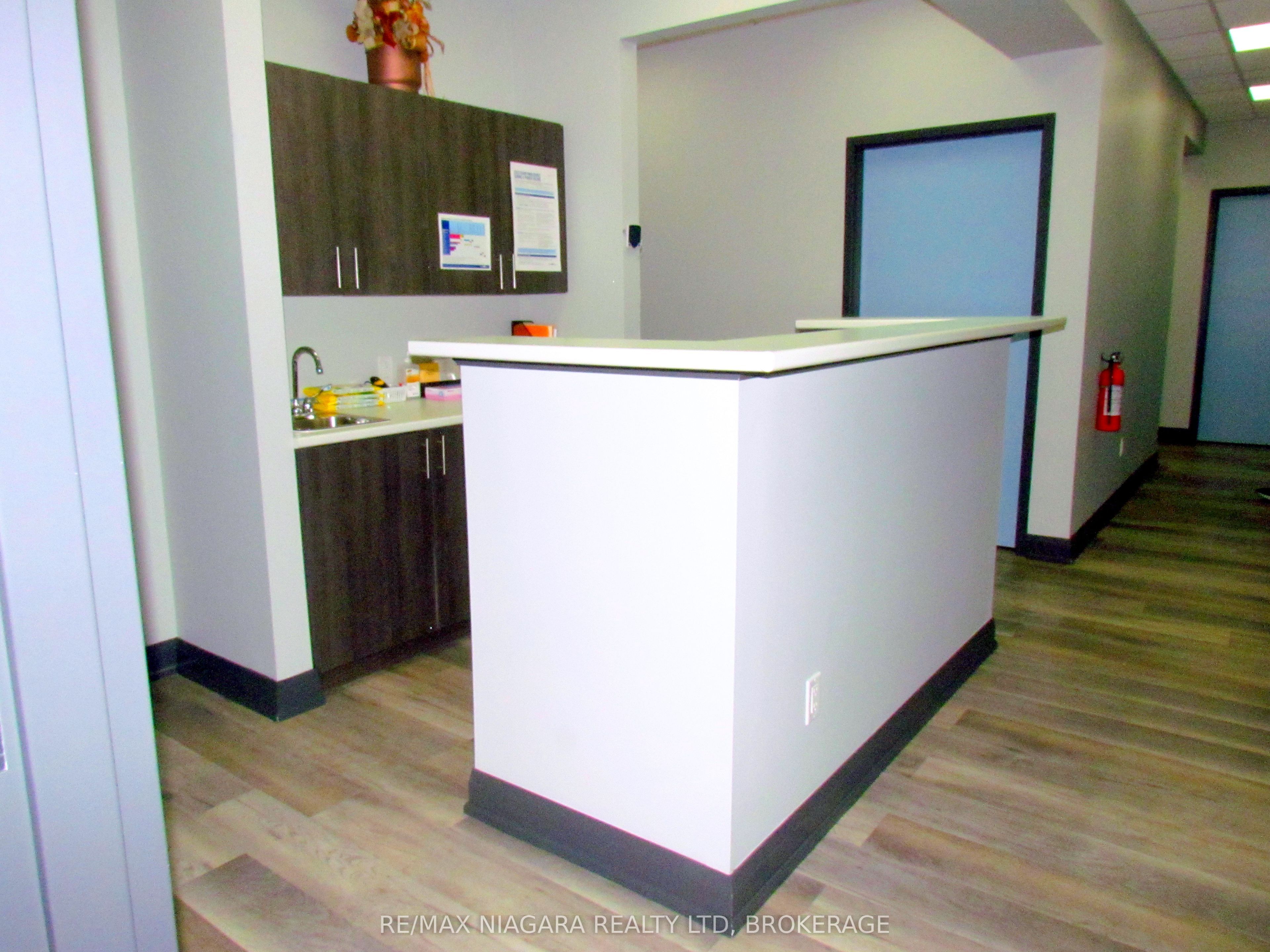 4374 Drummond Road Property Photo 10