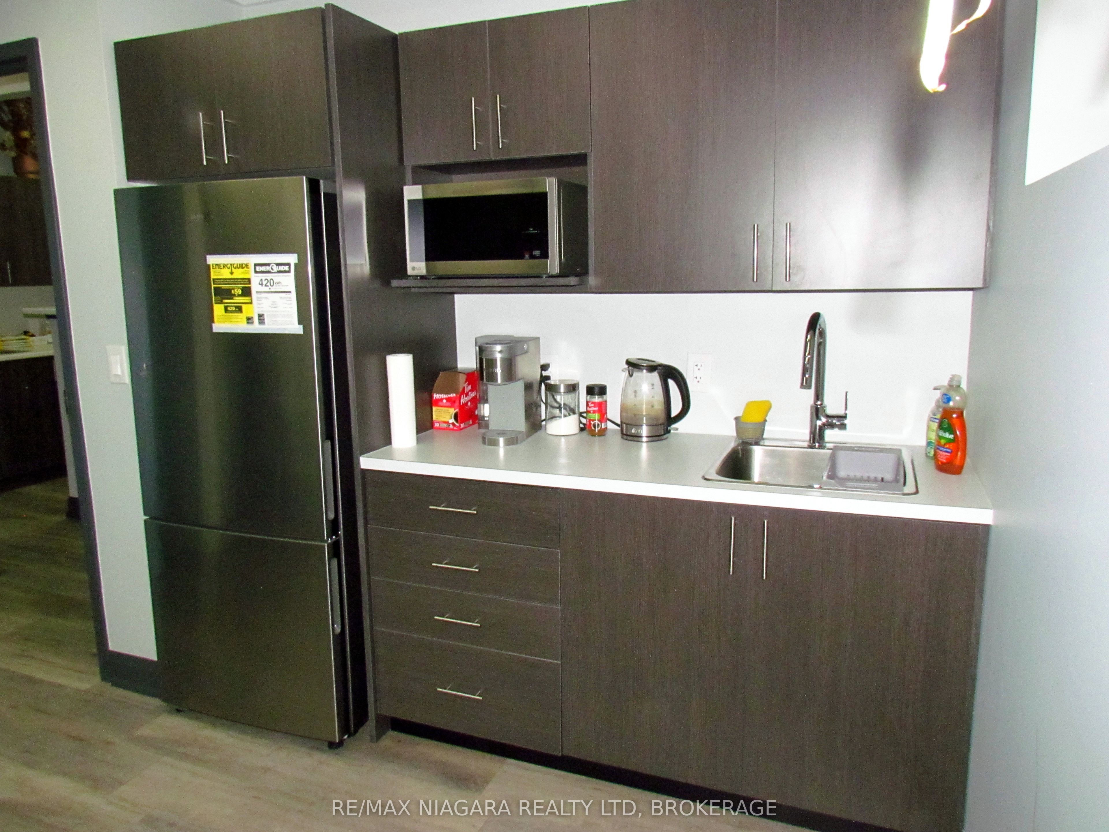 4374 Drummond Road Property Photo 12