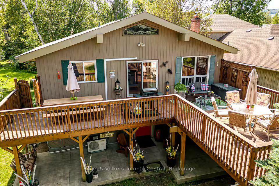 209860 Highway 26 Property Photo 3