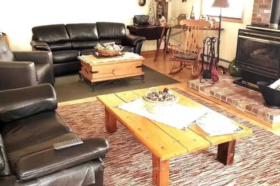 209860 Highway 26 Property Photo 7
