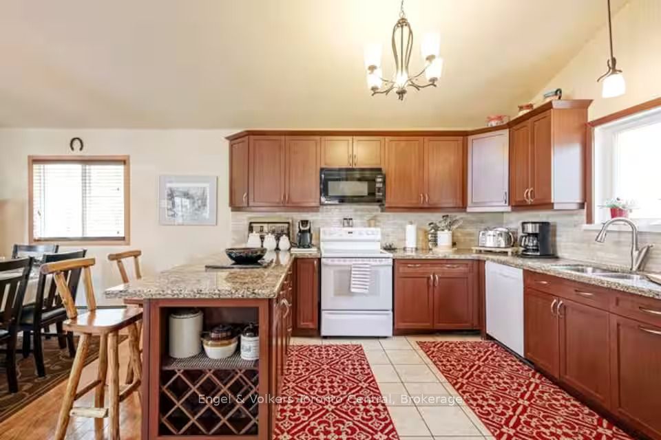 209860 Highway 26 Property Photo 13