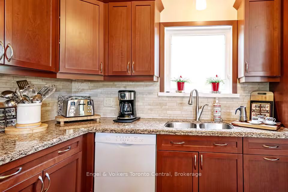 209860 Highway 26 Property Photo 15