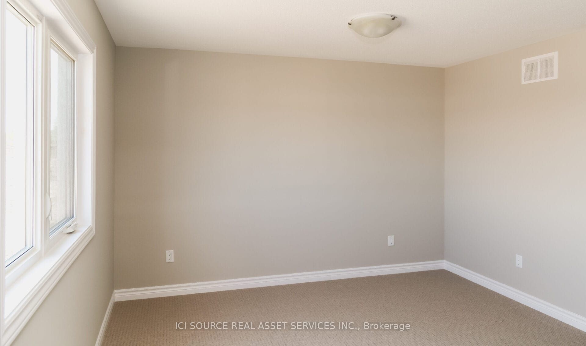 193 Kimpton Drive Property Photo 9