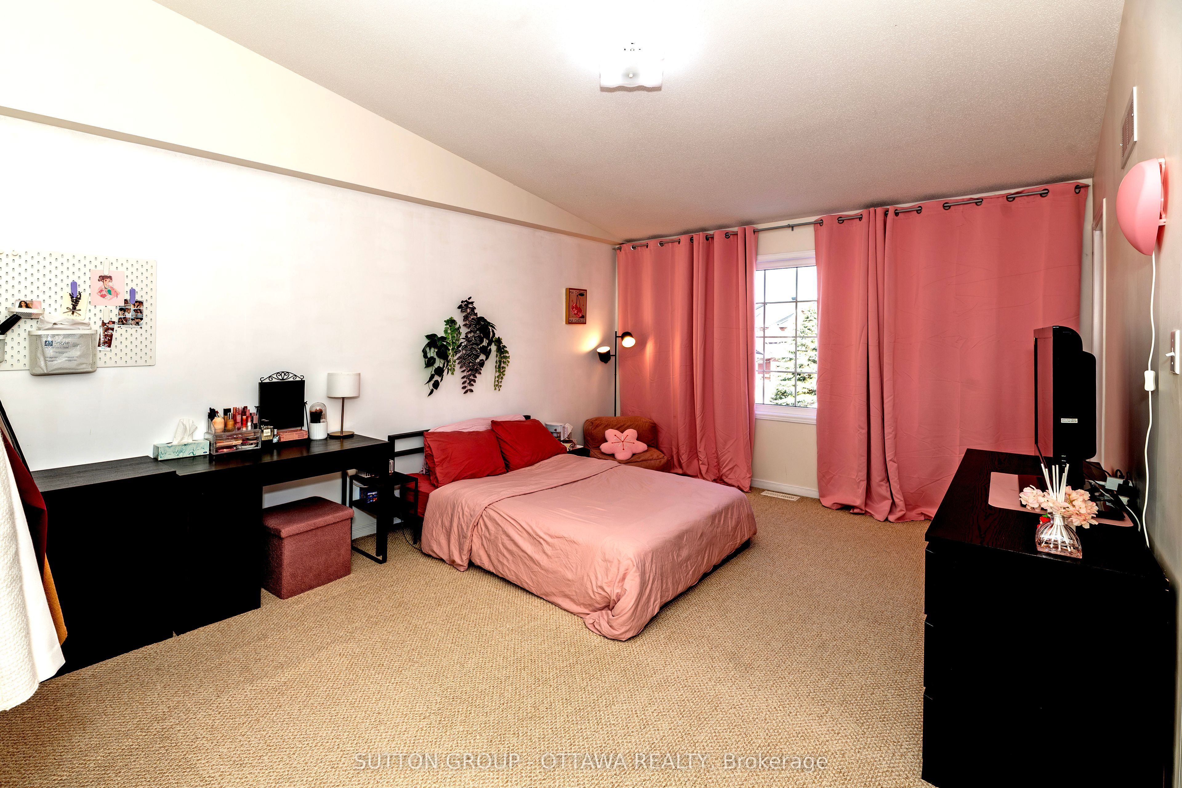 110 Chartley Private Property Photo 19