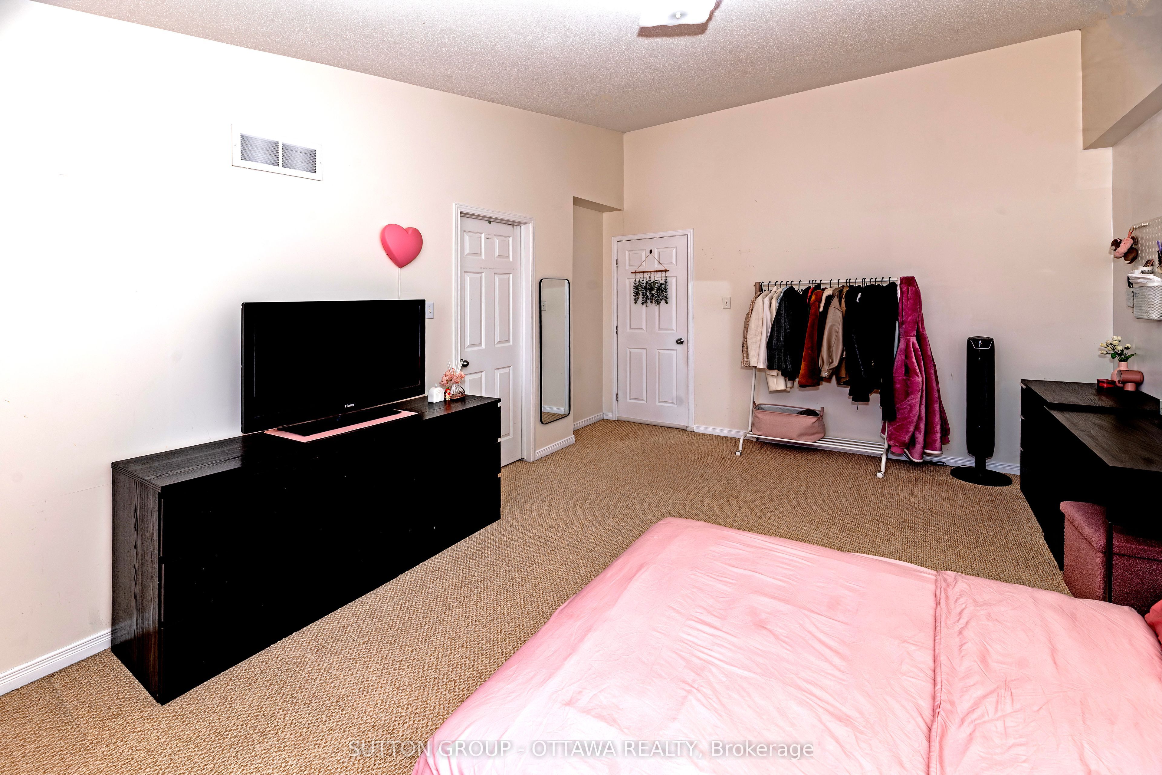 110 Chartley Private Property Photo 20