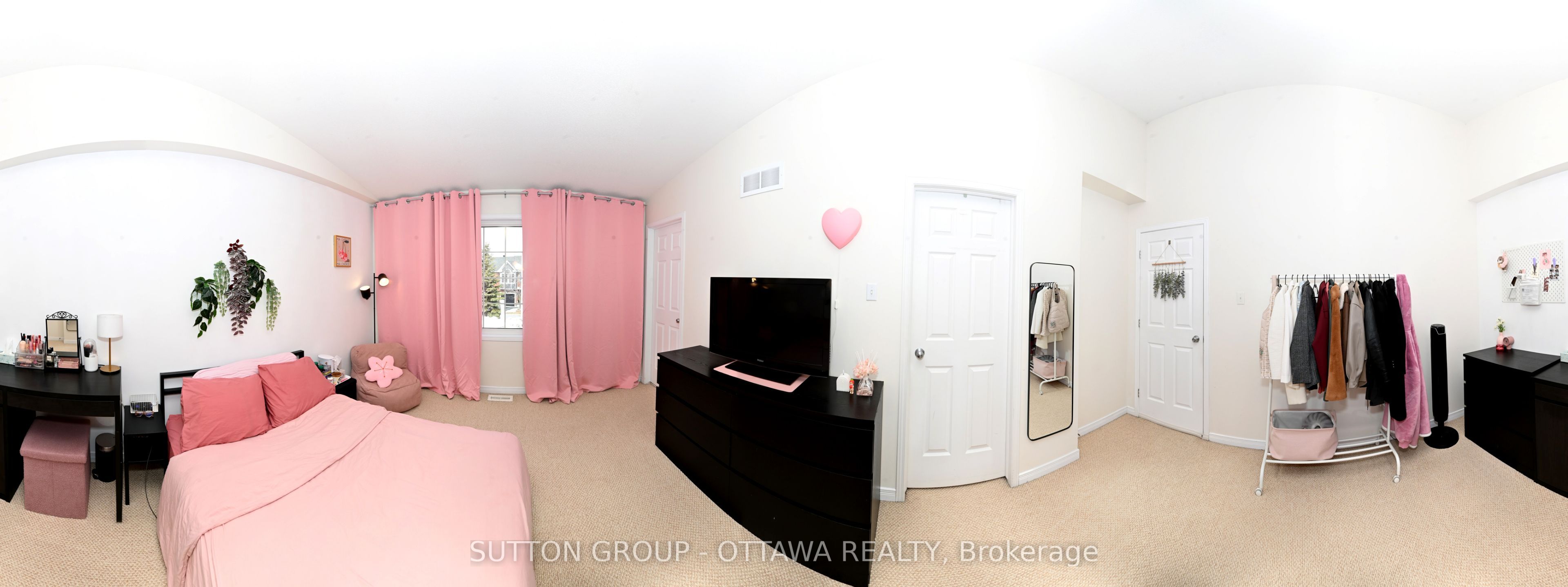 110 Chartley Private Property Photo 30