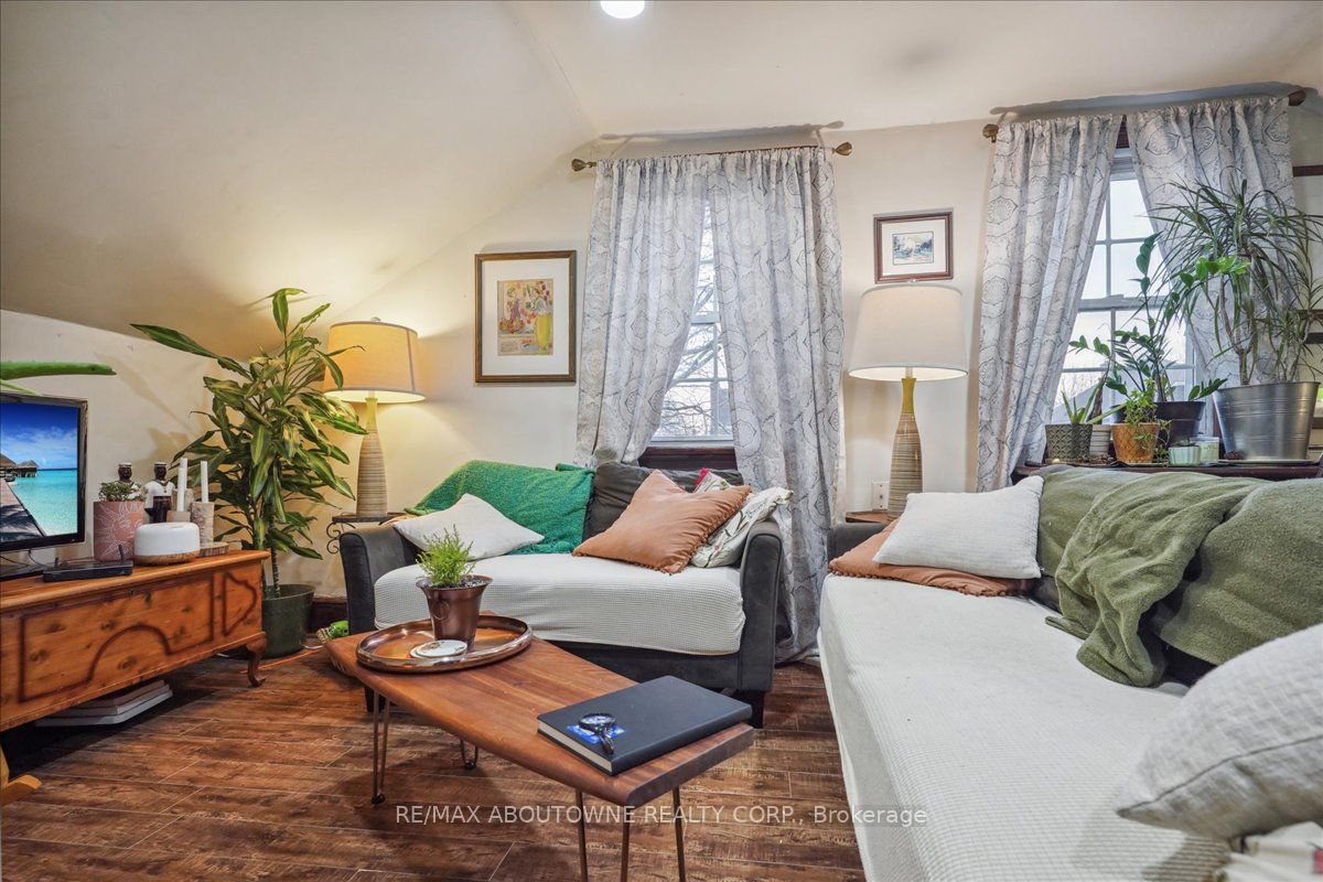 27 George Street Property Photo 6