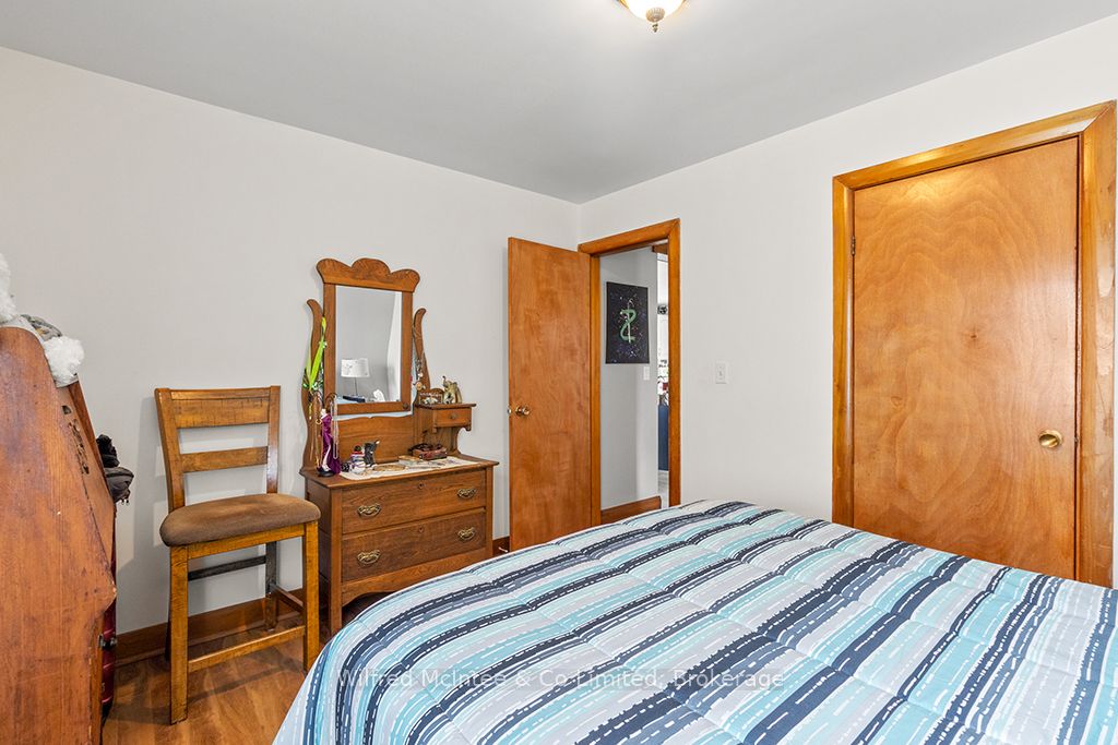 401395 Grey Rd 4 Property Photo 13
