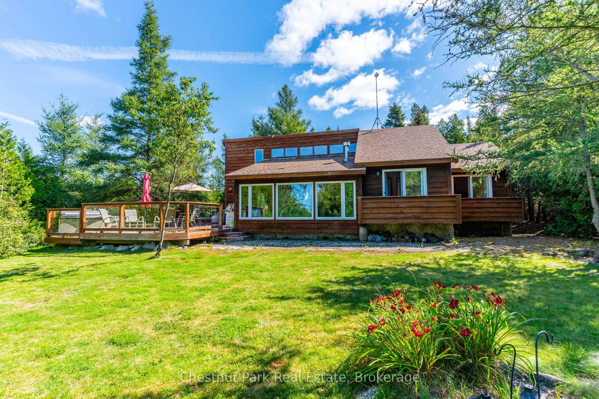 139 Huron Drive Property Photo 3