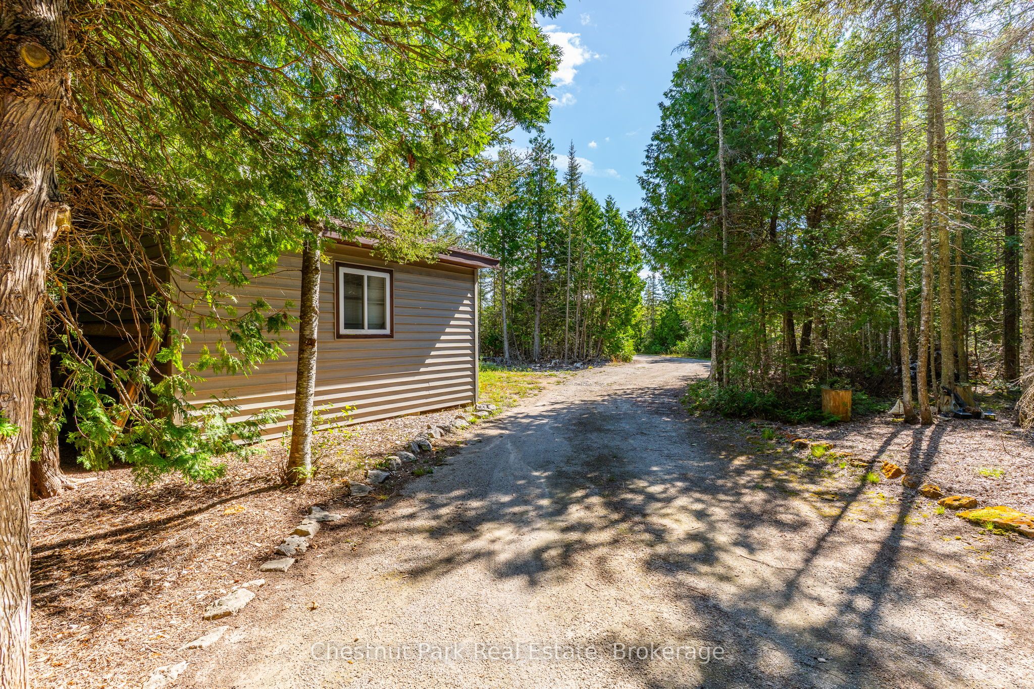 139 Huron Drive Property Photo 5