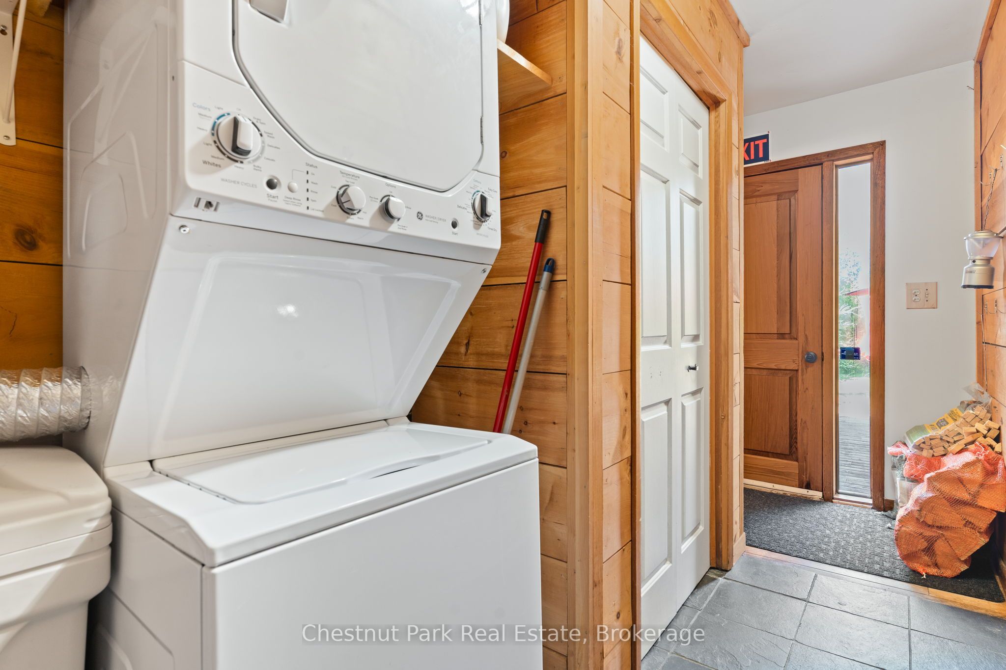 139 Huron Drive Property Photo 8