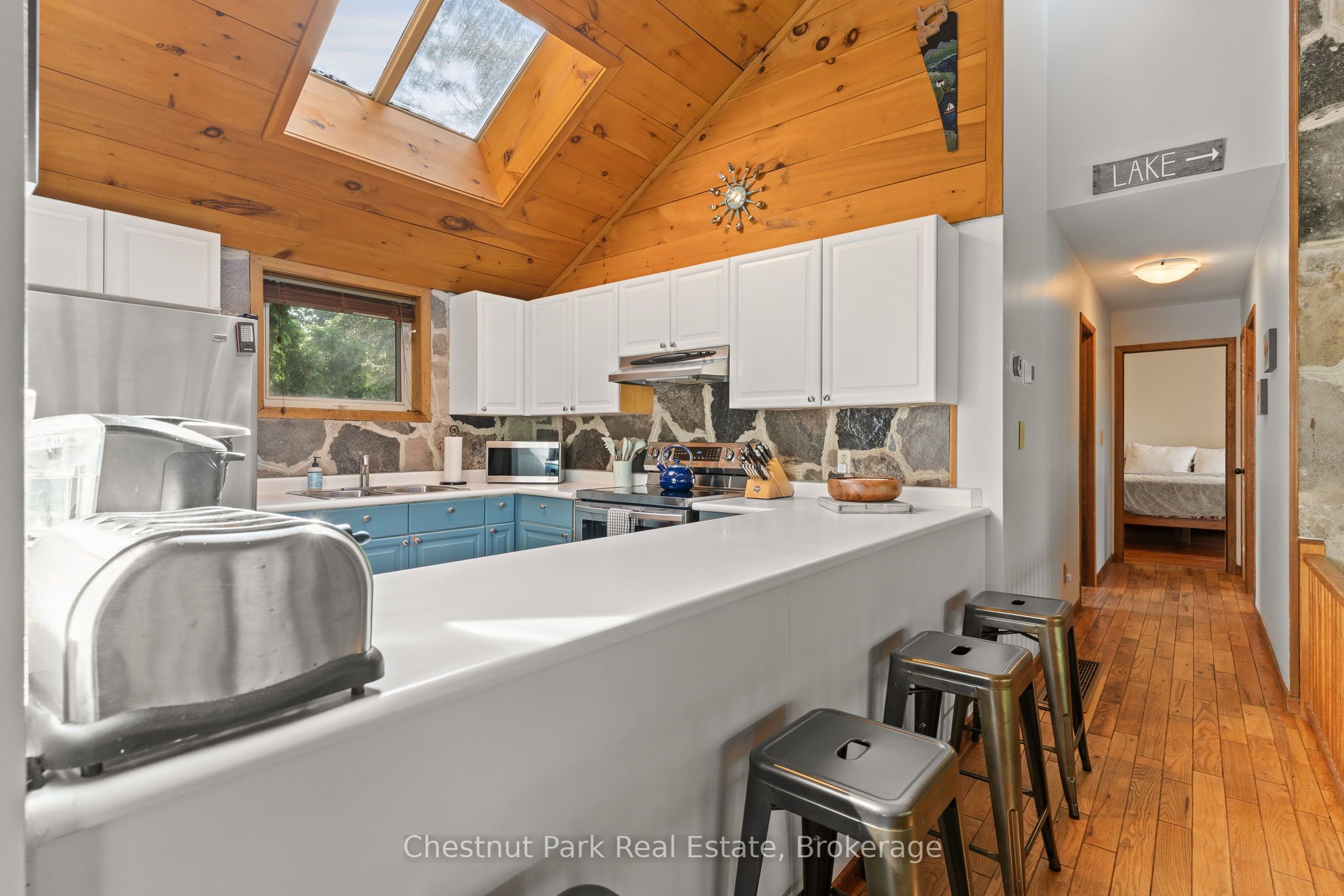 139 Huron Drive Property Photo 13