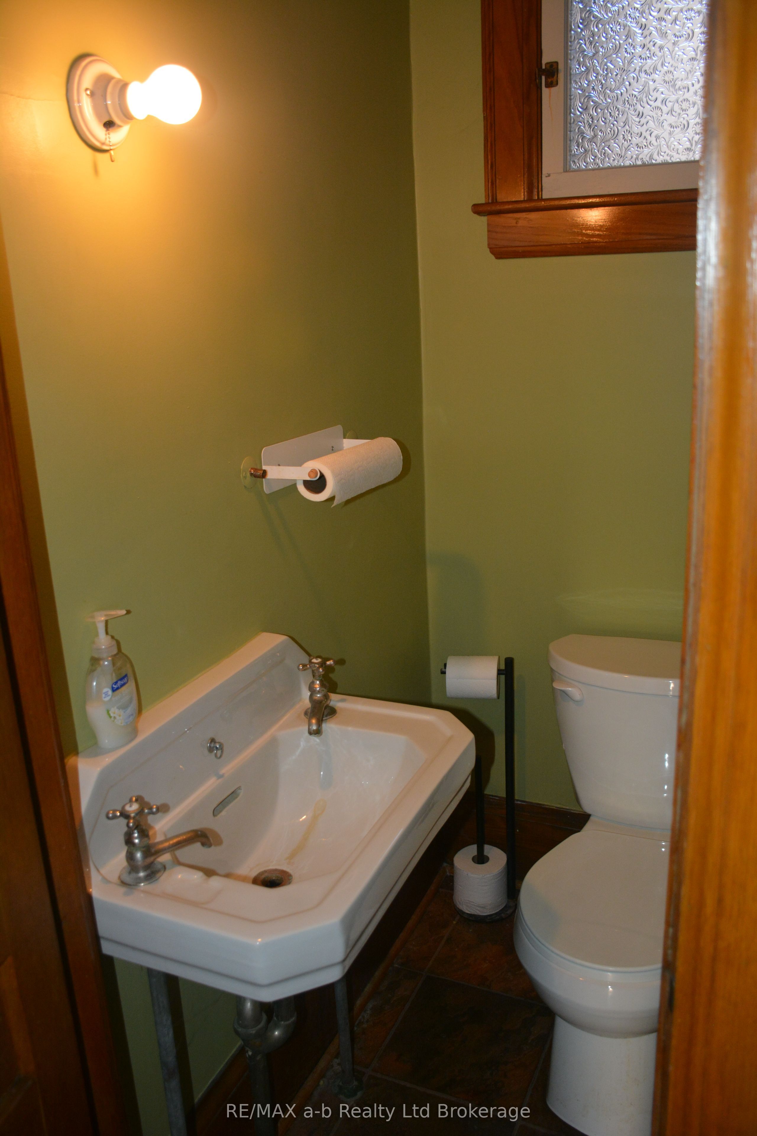 55 King Street W Property Photo 21