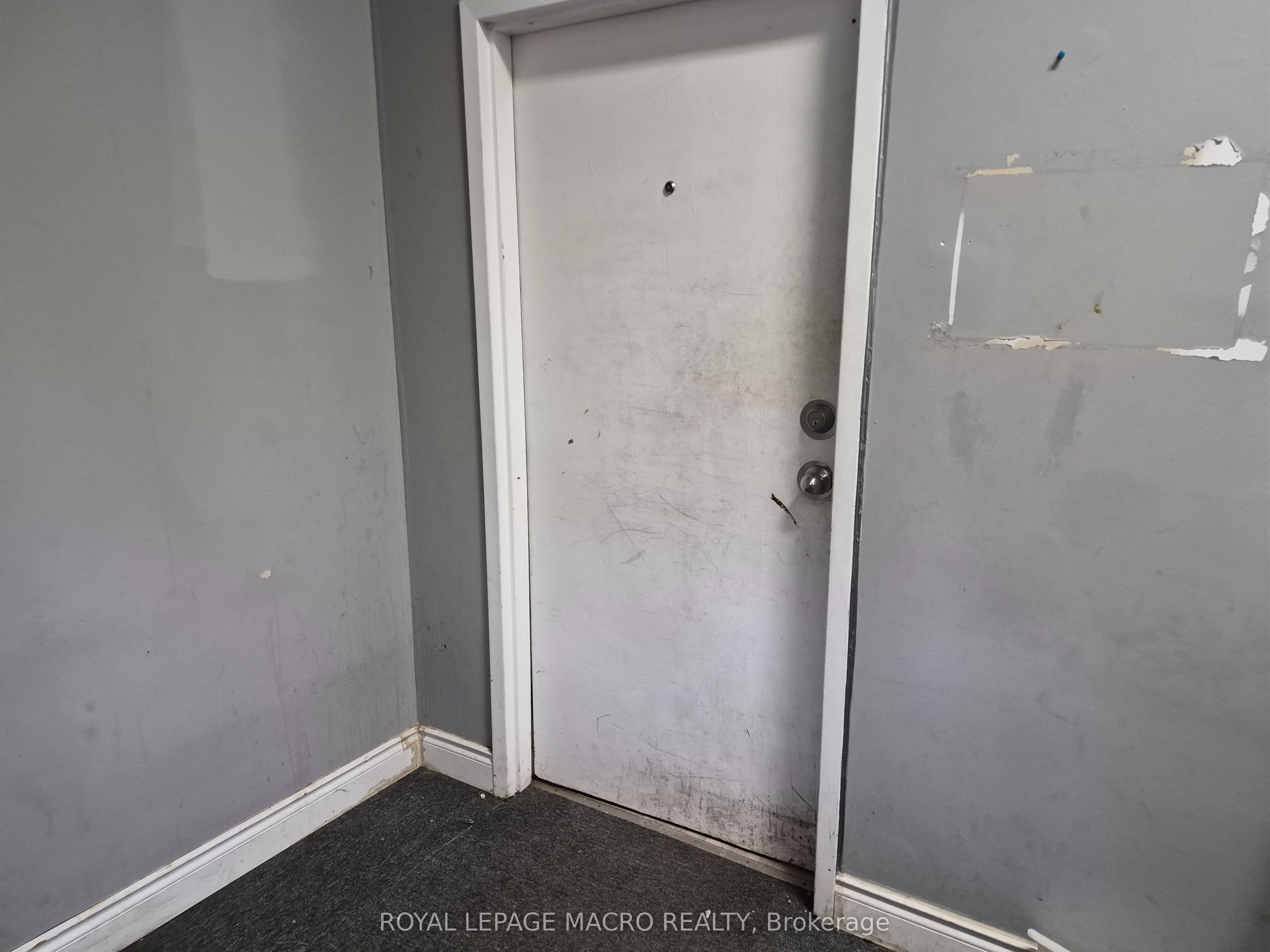 624 King Street E 101 Property Photo 5