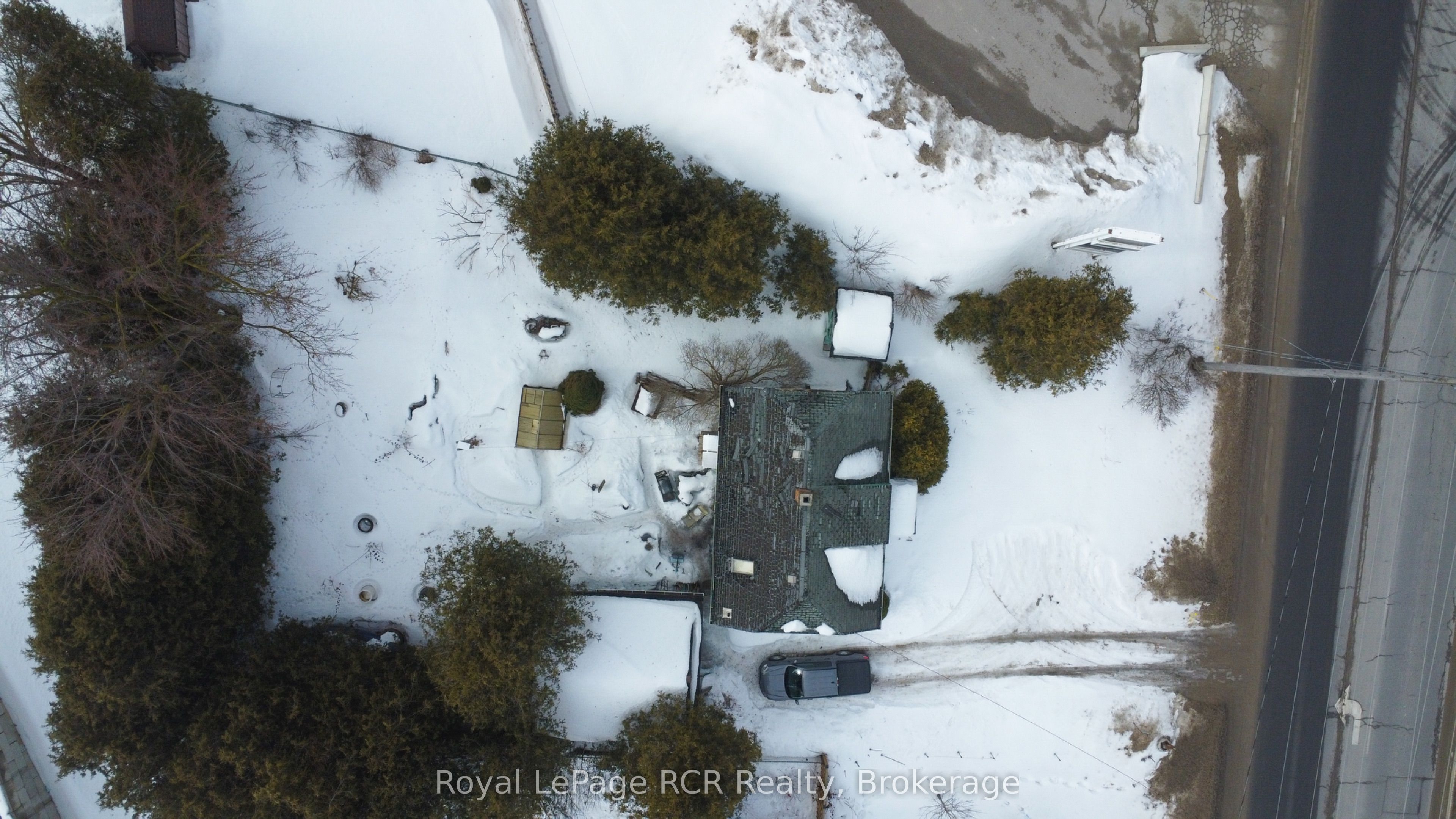 8005 Wellington County Rd 109 Road Property Photo 1