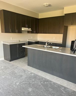 83 Pinot Crescent Property Photo 5