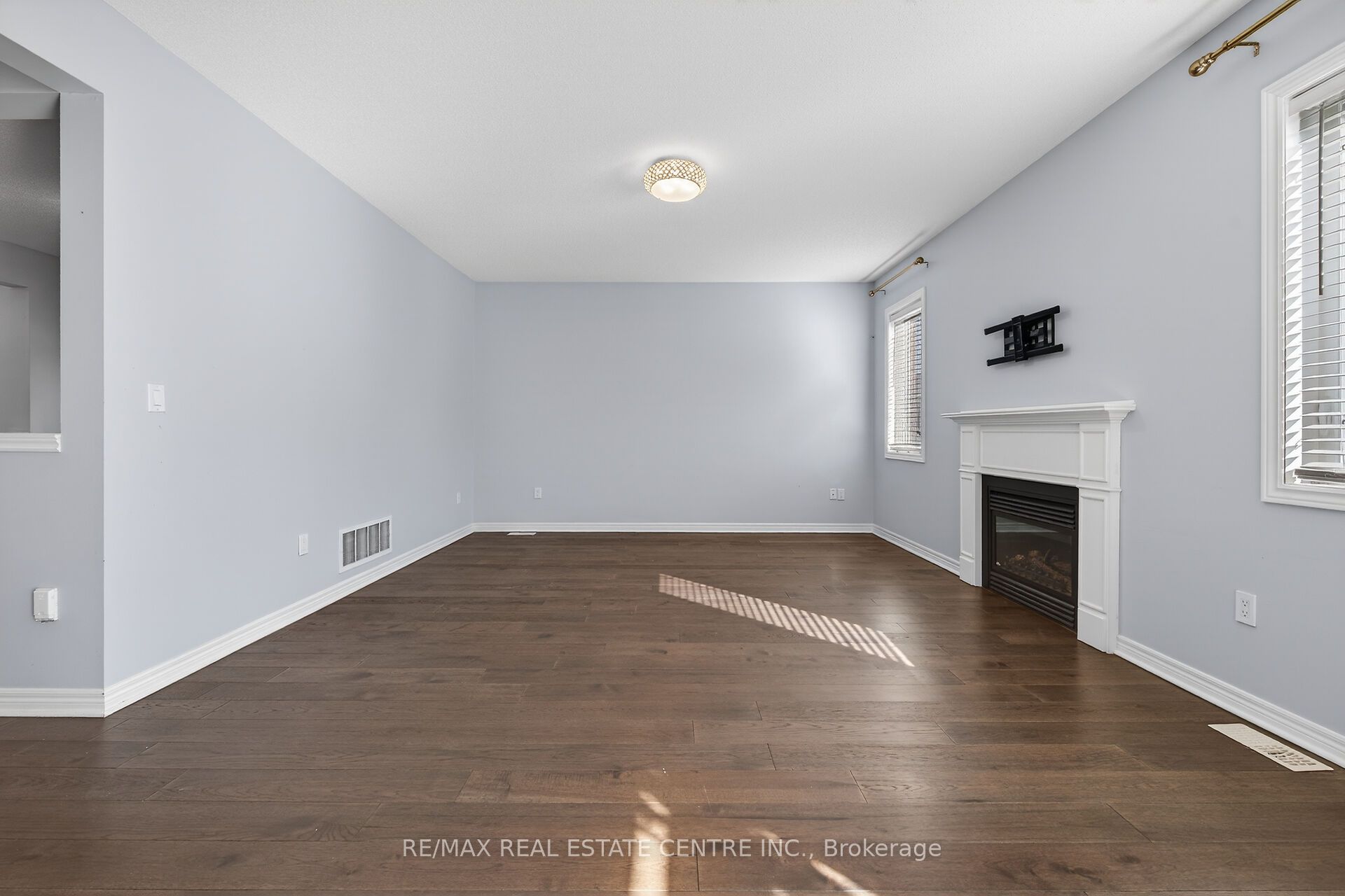 244 Raymond Road Property Photo 6