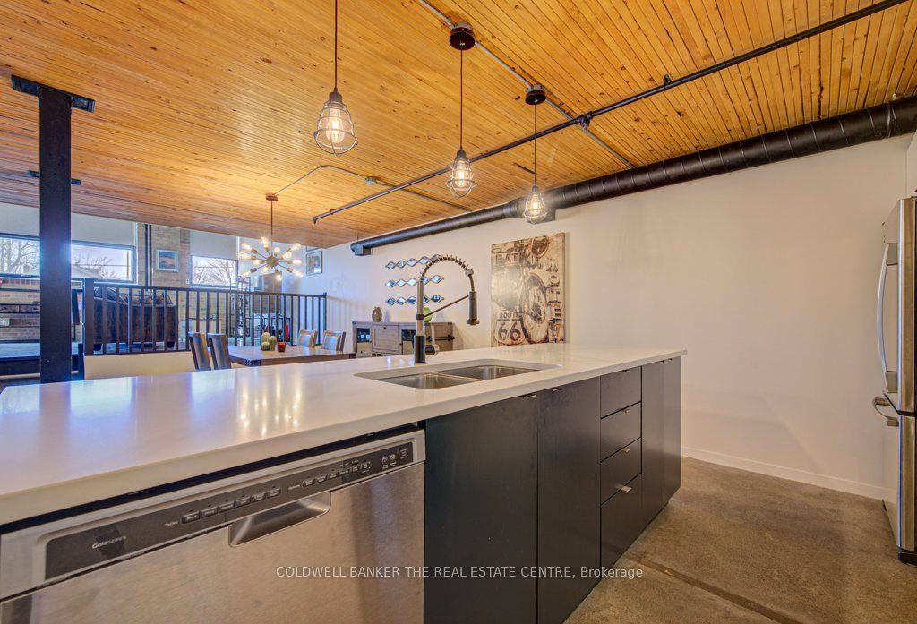 85 Spruce Street 103 Property Photo 28