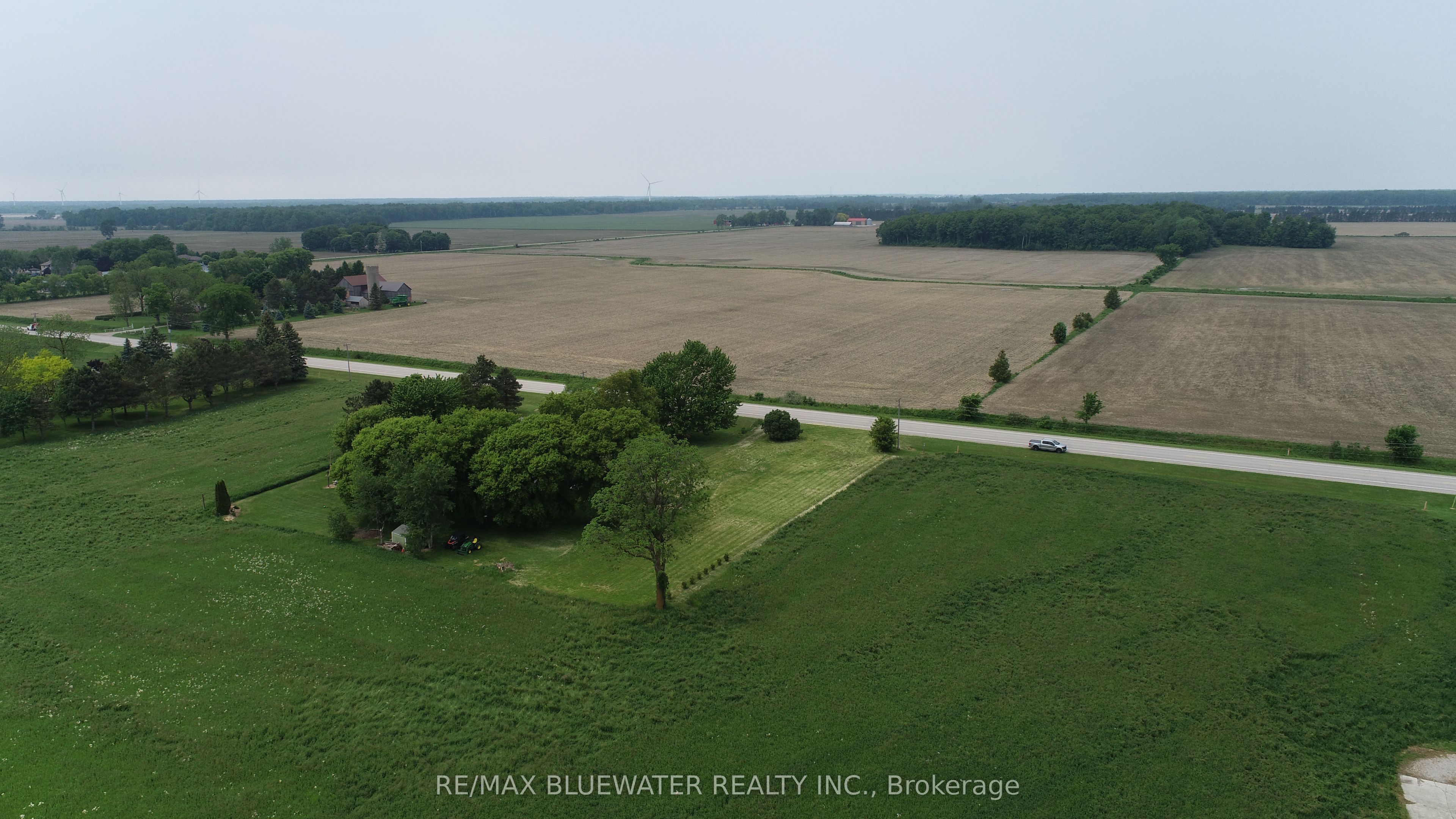 2095 Mount Carmel Drive Property Photo 8